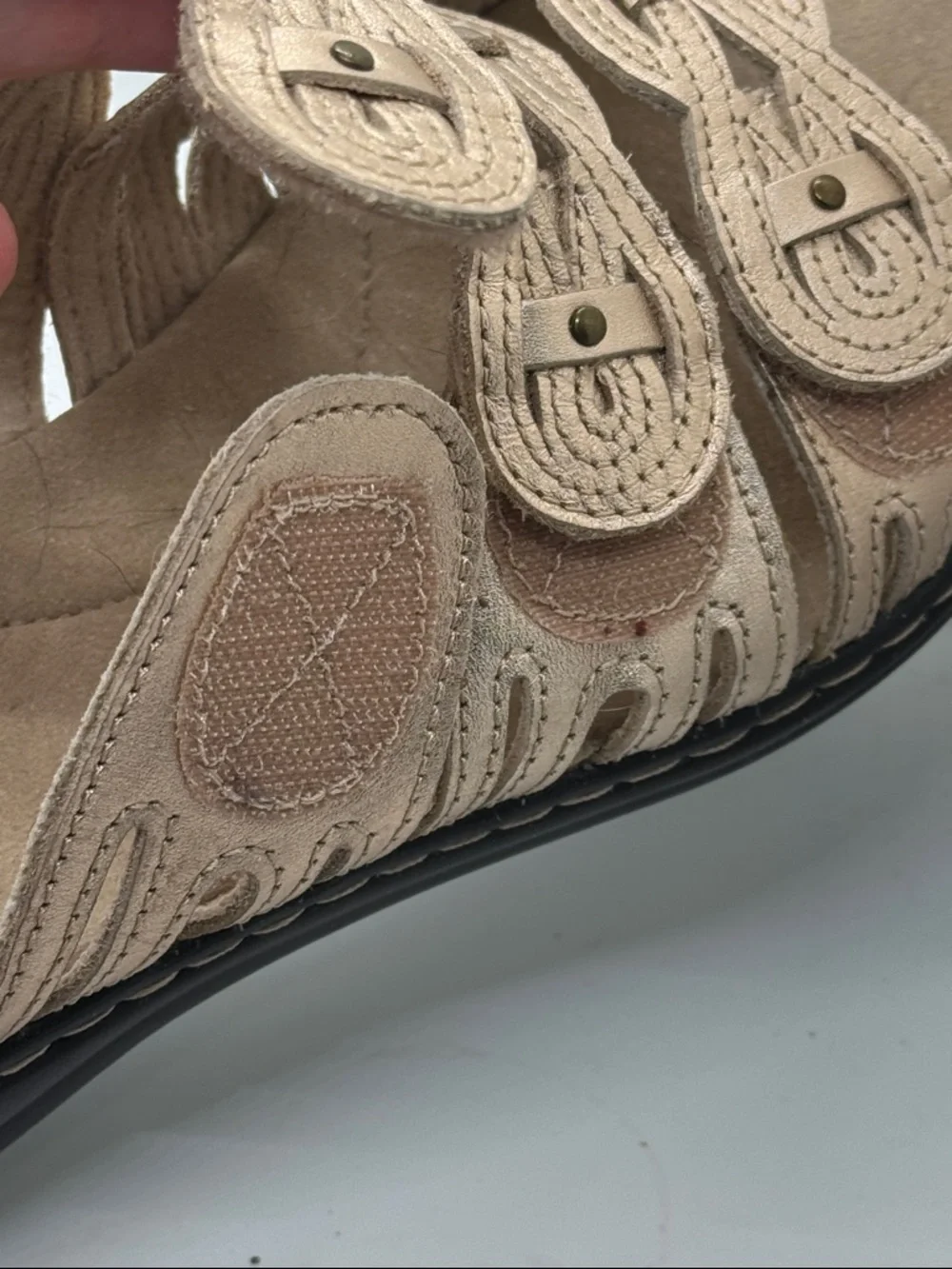 Clarks Gold / Rose Gold Braided Multi-Strap Slide Sandals - Picture 5 of 10